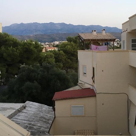 Stephanie'S Place - Charming Apartment With Sea View Chrissi Akti Chania Exterior foto