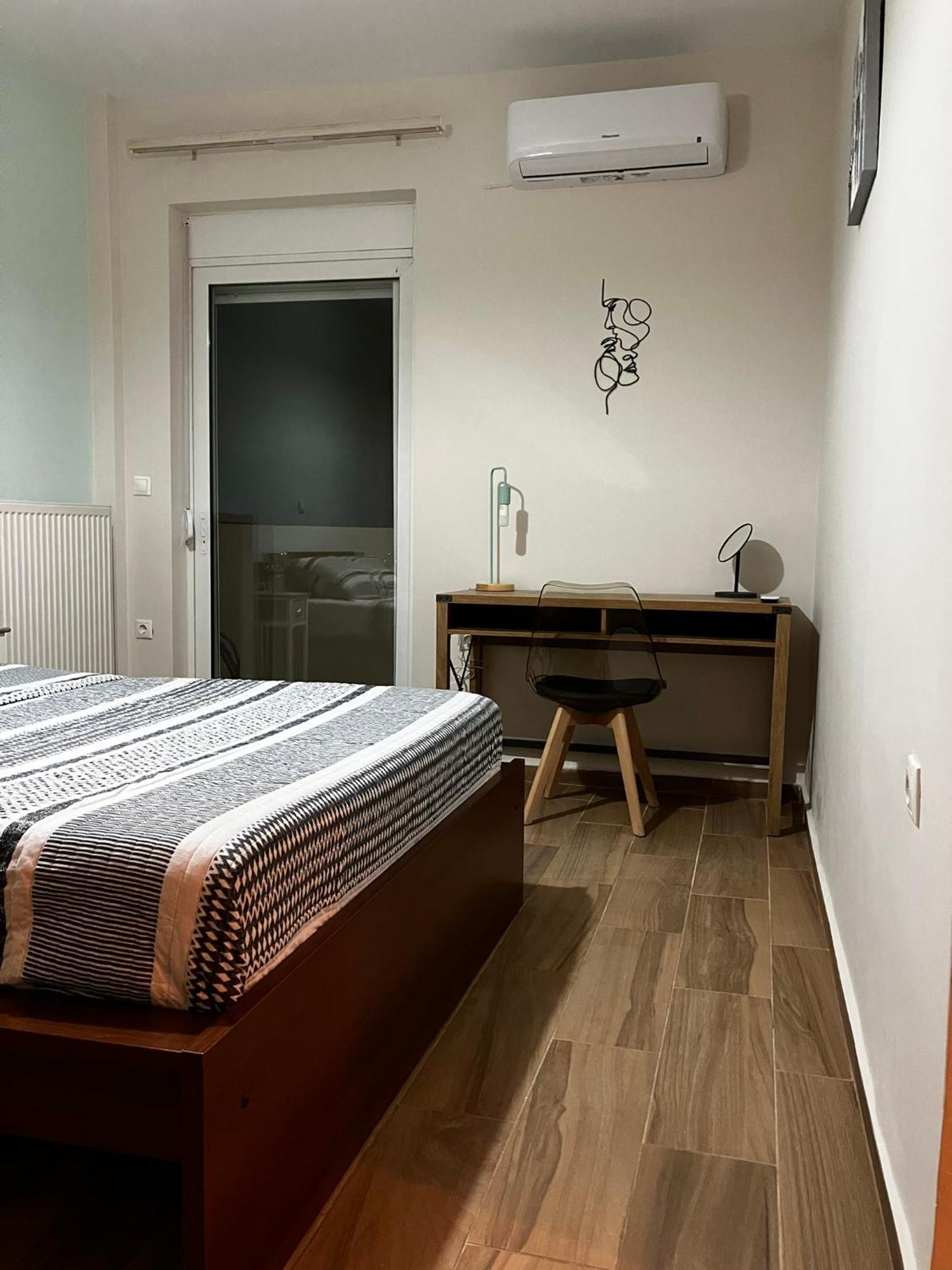 Stephanie'S Place - Charming Apartment With Sea View Chrissi Akti Chania Exterior foto