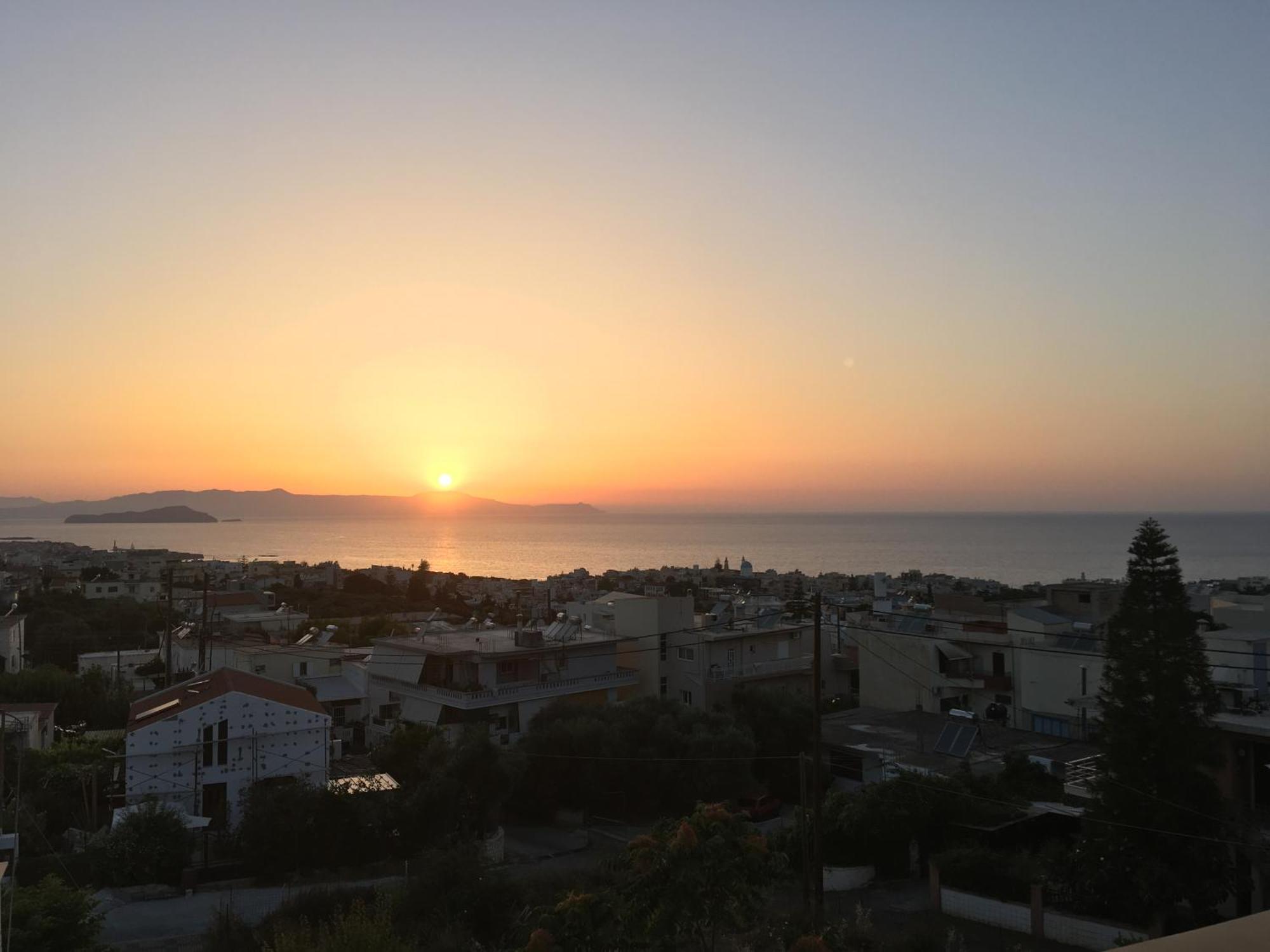 Stephanie'S Place - Charming Apartment With Sea View Chrissi Akti Chania Exterior foto